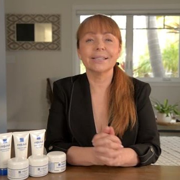 rejuvi-hydrating-mask-video