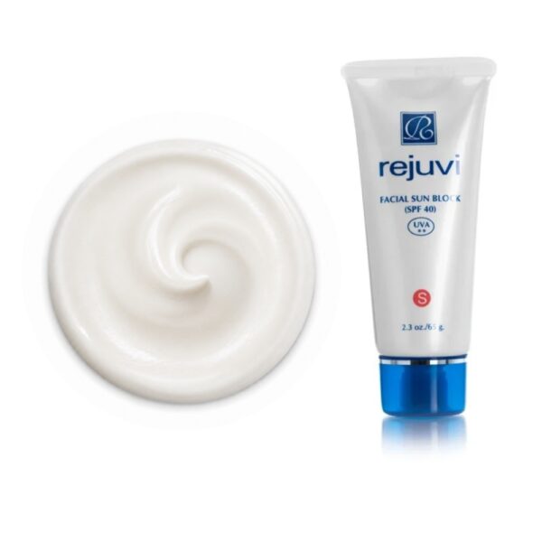 Rejuvi S Facial Sunscreen SPF 40 Regular with a smooth white cream swatch